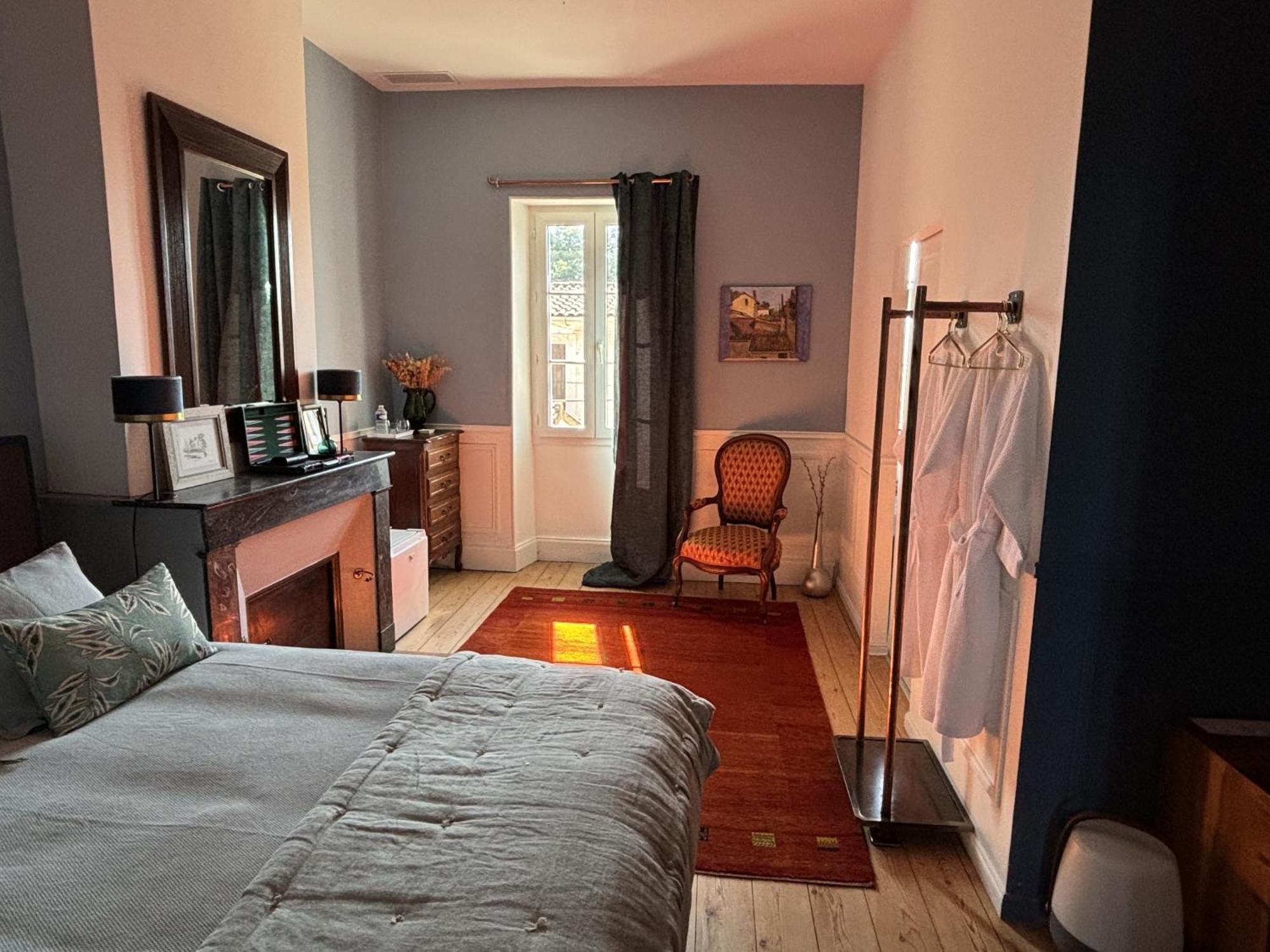 Maison Jeroboam Сант- Эстеф Номер фото