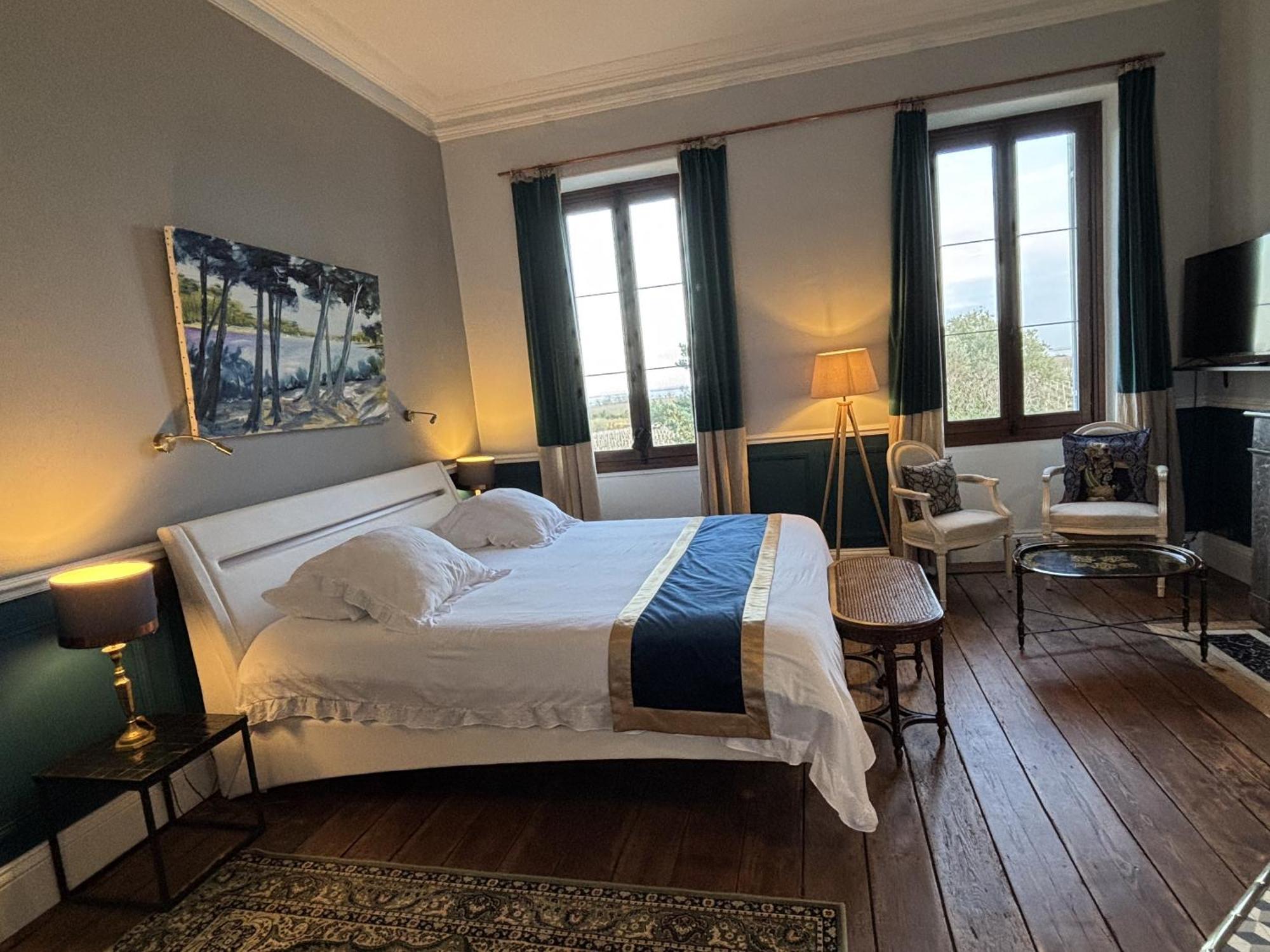 Maison Jeroboam Сант- Эстеф Номер фото
